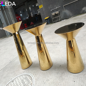 LEDA - Fournitures pour événements et fêtes modernes - Table de bar en acier inoxydable doré - Table à dessert - Ensemble de 3 pièces pour hôtels et mariages - Product Image 3
