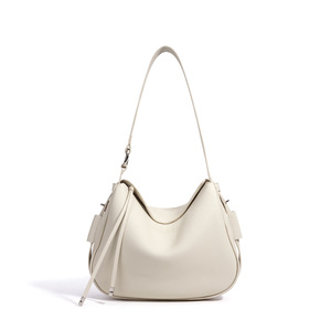 Nouveau Sac à bandoulière et à l'épaule en cuir véritable haut de gamme avec fermeture éclair, collection Printemps 2026, polyvalent pour femme - Product Image 6