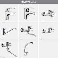 Mitigeur de douche thermostatique mural moderne avec robinets et douchette pour salle de bain