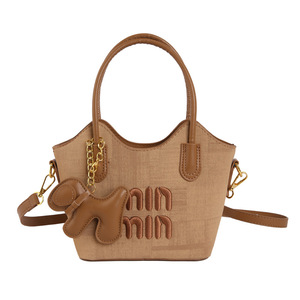 Nuevo bolso versátil, de alta gama, sencillo, adecuado tanto para el trabajo como para uso informal, para mujer, con diseño de correa para el hombro. - Product Image 3