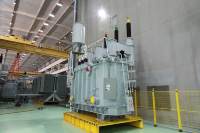 Transformador de Potencia Monofásico Grande Certificado de 334000KVA, Sumergido en Aceite, con Dispositivo de Protección y Monitoreo de Temperatura