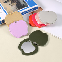 Miroir de maquillage portable rotatif personnalisé à une seule face avec finition argentée compacte en forme de pomme de Noël