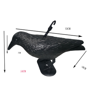 Estatua de Cuervo Negro Realista con Textura de Plumas en Relieve para Decoración de Jardín o Granja, Plástico PE Duradero - Product Image 2