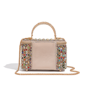 Pochette de Soirée pour Femme avec Strass, Poignée Diamantée et Chaîne Dorée – Sac à Main Bandoulière pour Mariage et Fêtes - Product Image 4