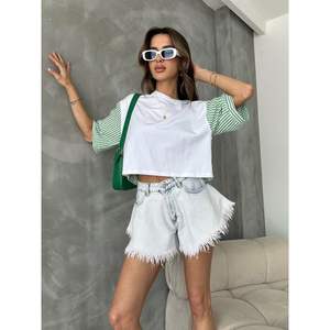 T-shirt ajusté Topshow en popeline rayée émeraude, manches respirantes en coton et élasthanne, taille unique 2XL, style mignon, longueur courte, vente en gros - Product Image 4