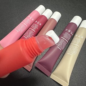 Bálsamo Labial de <span class=keywords><strong>Manteca</strong></span> de Karité con Empaque Personalizado, Bálsamo Labial Hidratante Vegano, Brillo Labial, Tratamiento Labial, Brillo Labial Brillante, Bálsamo Labial de Marca Privada - Product Image 3