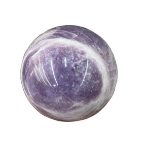 Vente en gros de sphère de lépidolite violette en pierre naturelle boule de géomancie en quartz naturel cristal pour décoration et cadeaux - Product Image 1