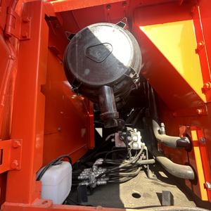 Excavadora Doosan DX300LC 9C 32T Tier 3 con Motor Isuzu, Engranaje y Bomba para Soporte de Minería Africana y Mantenimiento de Carreteras de Transporte - Product Image 4