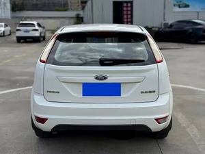 Ford <span class=keywords><strong>Focus</strong></span> Hatchback Classic édition <span class=keywords><strong>2012</strong></span>, 1.8L automatique, modèle de base, voitures d'occasion ultra-économiques - Product Image 3