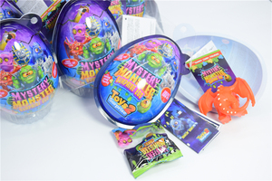 Fabrika OEM 24 adet 15G meyveli sakızlı şekerler özelleştirilmiş bireysel sarılmış şeker Gummies sürpriz yumurta oyuncaklar - Product Image 3