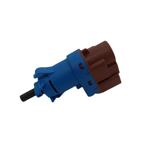 Interruptor de Luz de Freno Fiat 50512681 50520116 6w8313480AB para Reemplazo y Reparación, Interruptores Automotrices de Plástico y Hierro - Product Image 1