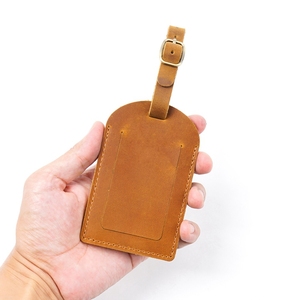 Étiquette de bagage <span class=keywords><strong>en</strong></span> cuir de cheval fou de luxe véritable Valises de voyage <span class=keywords><strong>en</strong></span> cuir Identificateur d'identification Étiquette de bagage Étiquette de bagage - Product Image 1