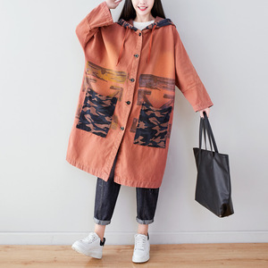 Vente en gros 2026 Automne Nouvelle Veste coupe-vent à <span class=keywords><strong>capuche</strong></span> <span class=keywords><strong>grande</strong></span> <span class=keywords><strong>taille</strong></span> effet vieilli personnalisée à manches chauve-souris pour femme - Product Image 6