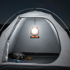 Ventilateur de camping extérieur oscillant automatiquement avec lumière LED 3 couleurs, batterie 10000 mAh, fonction power bank, design 2-en-1 pour bureau ou fixation murale - Product Image 2