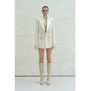 Blazers para Mujer con MOQ Bajo, ODM, Modelo RIAN con Solapa, Rayón y Spandex, Etiqueta Personalizada, Doble Botonadura - Product Image 2