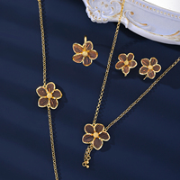 MEIZI Ensemble de luxe pour femmes en cuivre jaune plaqué or brésilien italien comprenant un collier de boucles d'oreilles, un bracelet et une bague pour cadeau de fête