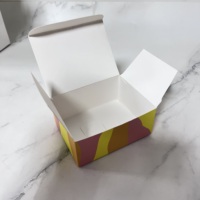 Boîtes pliables recyclables en carton avec options d'impression personnalisées sur carton ivoire, pelliculage mat et revêtement UV