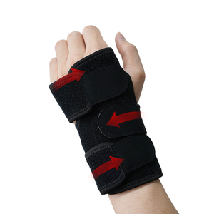 <span class=keywords><strong>Splint</strong></span> pergelangan tangan ortopedi dapat disesuaikan bersirkulasi penjepit pergelangan tangan dan bidai jempol untuk mendukung keseleo patah tangan - Product Image 5