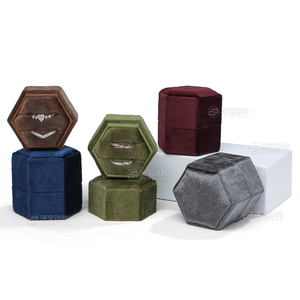 Best-selling stock hexagon pink valentines velvet ring box-dong custom blue jewellery vintage double ring packaging jewelry box