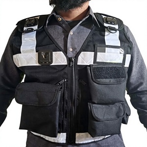 เสื้อกั๊กสะท้อนแสงแบบ Hi-Viz พร้อมซิปด้านหน้า กระเป๋าอเนกประสงค์ ชุดยูนิฟอร์มสำหรับเจ้าหน้าที่ สีดำ ใช้ได้ทุกฤดู ผลิตจากโพลีเอสเตอร์ 100% - Product Image 1