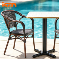 Chaises de loisirs en rotin au design unique Chaises de restaurant empilables avec café pour l'extérieur