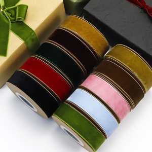 Cinta de Terciopelo de una Sola Cara al por Mayor, Cinta de Terciopelo de Lujo de un Solo Lado en Color Sólido para Lazos para el Cabello y Decoración Navideña - Product Image 1