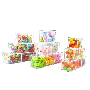 70x70x70mm Acrylic Candy Box Storage Box Case for Office Kid Room 340ml Plastic with Custom Design Stickers Bakery Display Cases