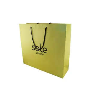 China cheap luxury customized printing OEM paper bag supplier