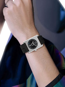 TOMI T022 新トレンドメンズクォーツ腕時計、スクエア型文字盤、高品質シリコンストラップ、防水、男性用カスタム腕時計 - Product Image 3