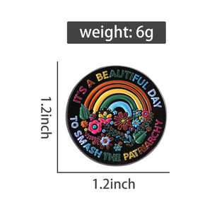 Broche en émail noir « Citation Féministe » Arc-en-ciel Floral « Écraser le Patriarcat » pour Sac à Dos et Vêtements – Grande Vente - Product Image 4