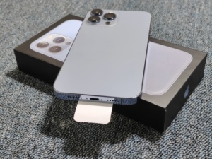 ขายส่งโทรศัพท์มือสอง <span class=keywords><strong>iPhone</strong></span> 7 8 Plus X Xr <span class=keywords><strong>Xs</strong></span> 11 12 13 14 Pro ความจุ <span class=keywords><strong>128</strong></span>/256GB มือสองแท้ ปลดล็อคแล้ว - Product Image 2