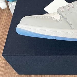 Chaussures de Basketball Rétro Homme 2026 de Qualité Supérieure – Olive Moyen, Noir Phantom – Confort et Style pour le Sport - Product Image 5