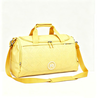 Sac de sport de week-end portable de grande capacité en nylon PU jaune durable avec logo personnalisé, vente en gros en ligne pour hommes et femmes