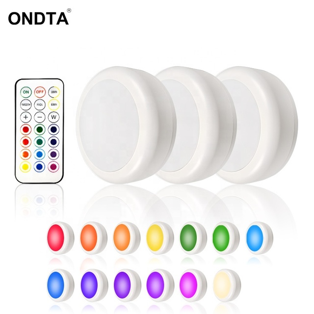 RGBW Color LED Wireless Puck Light Battery Operated Cabinet Light With Remoter Control