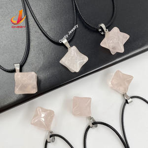 Last super-colgante de cristal con gema natural, polvo de estrella de Mercedes David - Product Image 2