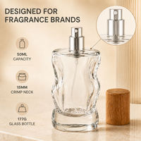 Flacon de parfum en verre sculpté de 50 ml avec bouchon en bois, conteneur vide pour vaporisateur de parfum, emballage personnalisé avec logo