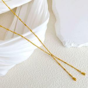 Colliers pendentifs tendance en acier inoxydable de style coréen, bijoux fins personnalisés pour femmes, texture métallique à la mode, vente en gros - Product Image 1