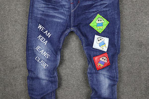 Jeans pour enfants avec broderies, nouveau style, vente en gros d'usine en Chine - Product Image 3