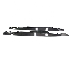 Kit <span class=keywords><strong>de</strong></span> cuerpo <span class=keywords><strong>de</strong></span> faldones laterales <span class=keywords><strong>de</strong></span> fibra <span class=keywords><strong>de</strong></span> carbono seco estilo OEM para Ferrari <span class=keywords><strong>Roma</strong></span> - Product Image 1