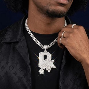 Pendentif personnalisé Hip Hop en moissanite, pendentif lettre pré<span class=keywords><strong>nom</strong></span>, joli pendentif personnalisé en argent 925 glacé avec moissanite - Product Image 3