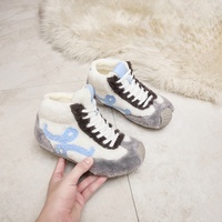 Chaussures montantes en fourrure à lacets, légères, rehaussantes de 7 cm, pour femme, en coton chaud, motif géométrique, semelle en caoutchouc, Hiver 2025