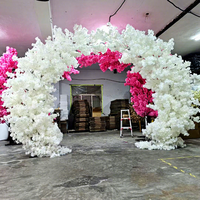 Arche artificielle de fleurs roses et blanches, arbre de cerisier pour la décoration de la maison et des mariages