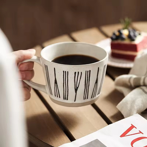 Mug en céramique rétro rustique créatif avec motif peint à la main, haute valeur esthétique, pour le petit-déjeuner en couple, le café, l'usage quotidien - Product Image 4