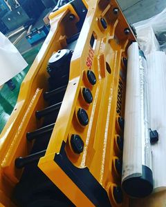 Nuevo Martillo Hidráulico Tipo Superior SB131 con Componentes Centrales, Cincel, Bomba de Martillo para las Industrias de la Construcción y Minería - Product Image 6