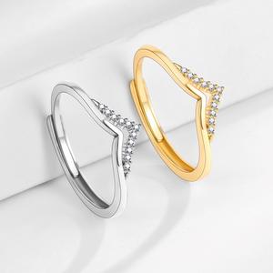 Bague ouverte en forme de V, réglable, entièrement sertie de pierres, options or et argent, bijoux élégants et luxueux, cadeau pour femmes et hommes - Product Image 5