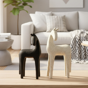 Statua di Cavallo in Resina Classica - Elegante Decorazione per Casa <span class=keywords><strong>e</strong></span> Ufficio, Figurina Artigianale per Soggiorno, Scaffale, <span class=keywords><strong>Scrivania</strong></span> <span class=keywords><strong>e</strong></span> Regalo di Lusso - Product Image 1
