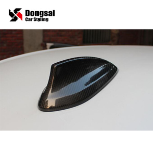 Cache-antenne de toit en fibre de carbone sèche préimprégnée autoclavée pour <span class=keywords><strong>aileron</strong></span> de <span class=keywords><strong>requin</strong></span>, compatible avec <span class=keywords><strong>BMW</strong></span> Série 3 <span class=keywords><strong>E90</strong></span> E92 M3 - Product Image 2