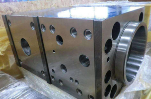 Marteau hydraulique de démolition de type latéral SB50 pour excavatrice de 11 à 16 tonnes - Product Image 2