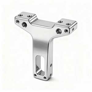 Support de fixation de triple fourche supérieur pour guidon, usiné CNC, pour la réduction de hauteur avant, compatible avec le dessin 3D du client Hayabusa - Product Image 4