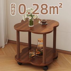โต๊ะกาแฟสไตล์เรโทรพร้อมล้อเลื่อน ท็อปไม้ ชั้นวางของสำหรับห้องนั่งเล่น ใช้ในบ้าน อพาร์ทเมนต์ขนาดเล็ก โต๊ะข้างเตียง - Product Image 5